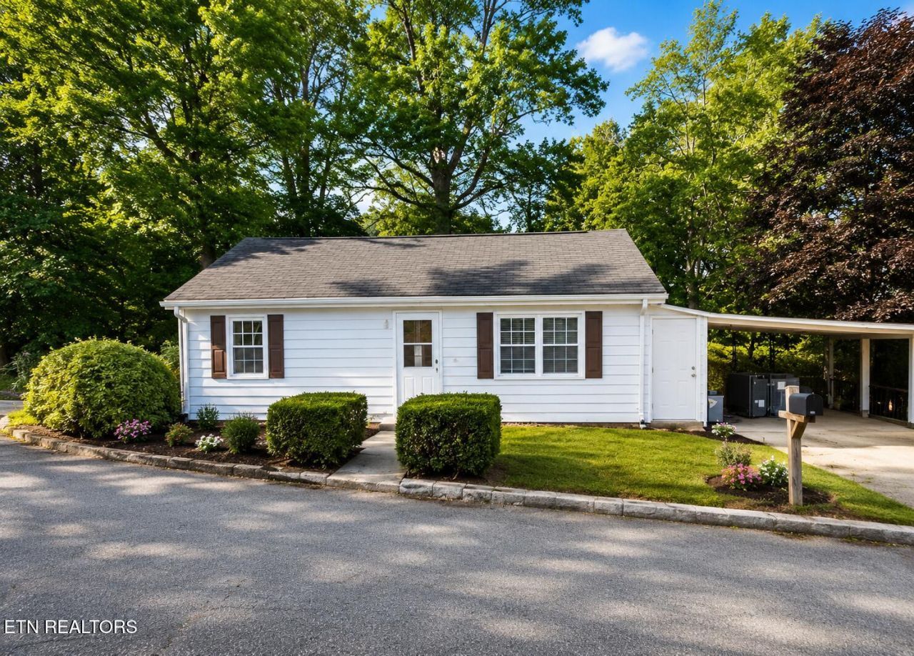 108 Ridgewood Rd, Harriman, TN 37748 Main Photo