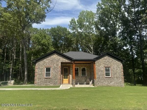 350 Taska Road, Red Banks, MS 38661