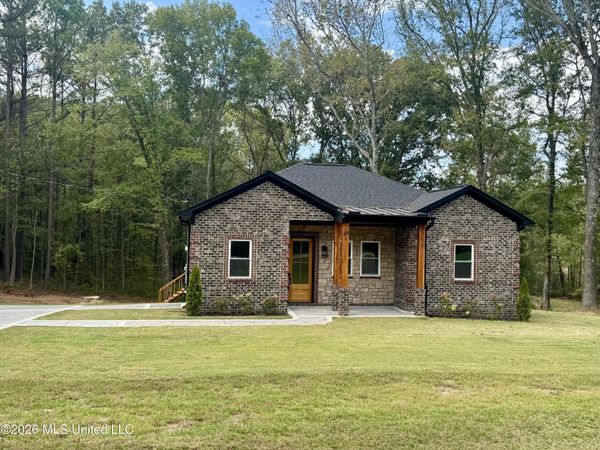 350 Taska Road, Red Banks, MS 38661