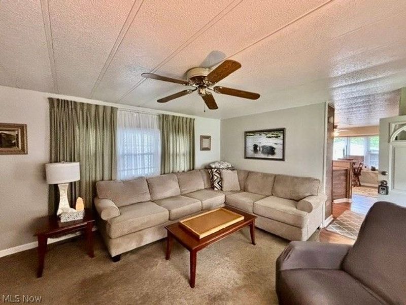 62 Manor Drive, Brookfield, OH 44403 Photo 17