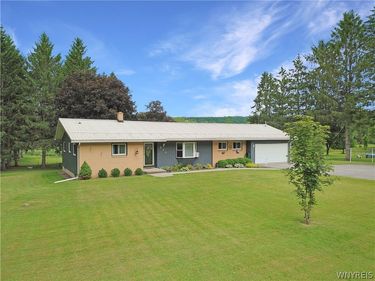 230 Wyoming Street, Warsaw, NY 14569
