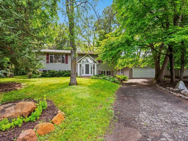 5200 Greenwood Circle , Greenwood, MN 55331
