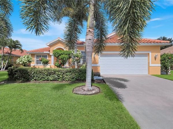 9830 Mar Largo CIR, FORT MYERS, FL 33919