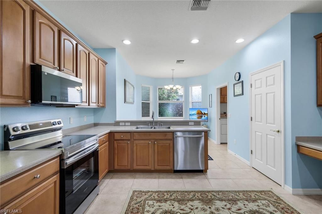 9830 Mar Largo Cir, Fort Myers, FL 33919 Photo