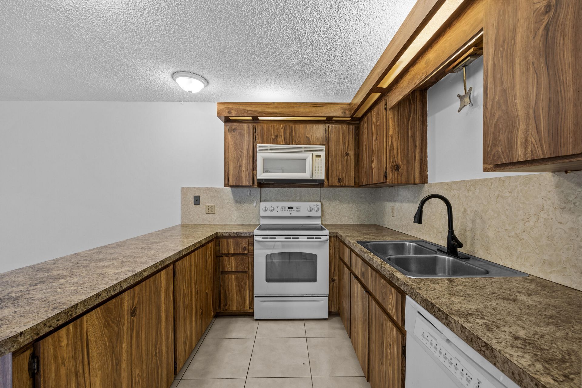 4211 Turnberry Circle, Unit 501, Lake Worth, FL 33467 Photo