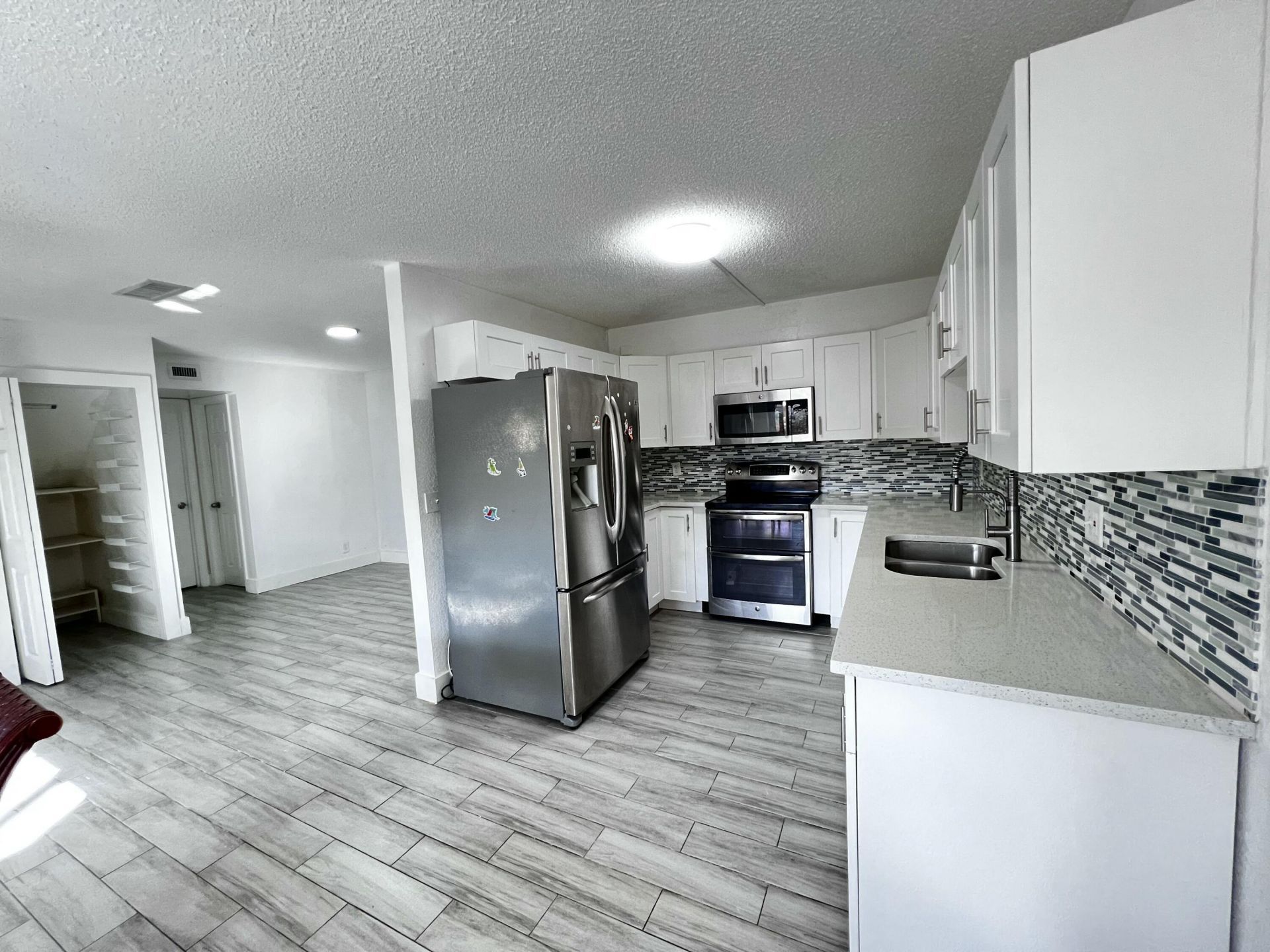 295 Woodland Road, Palm Springs, FL 33461 Photo