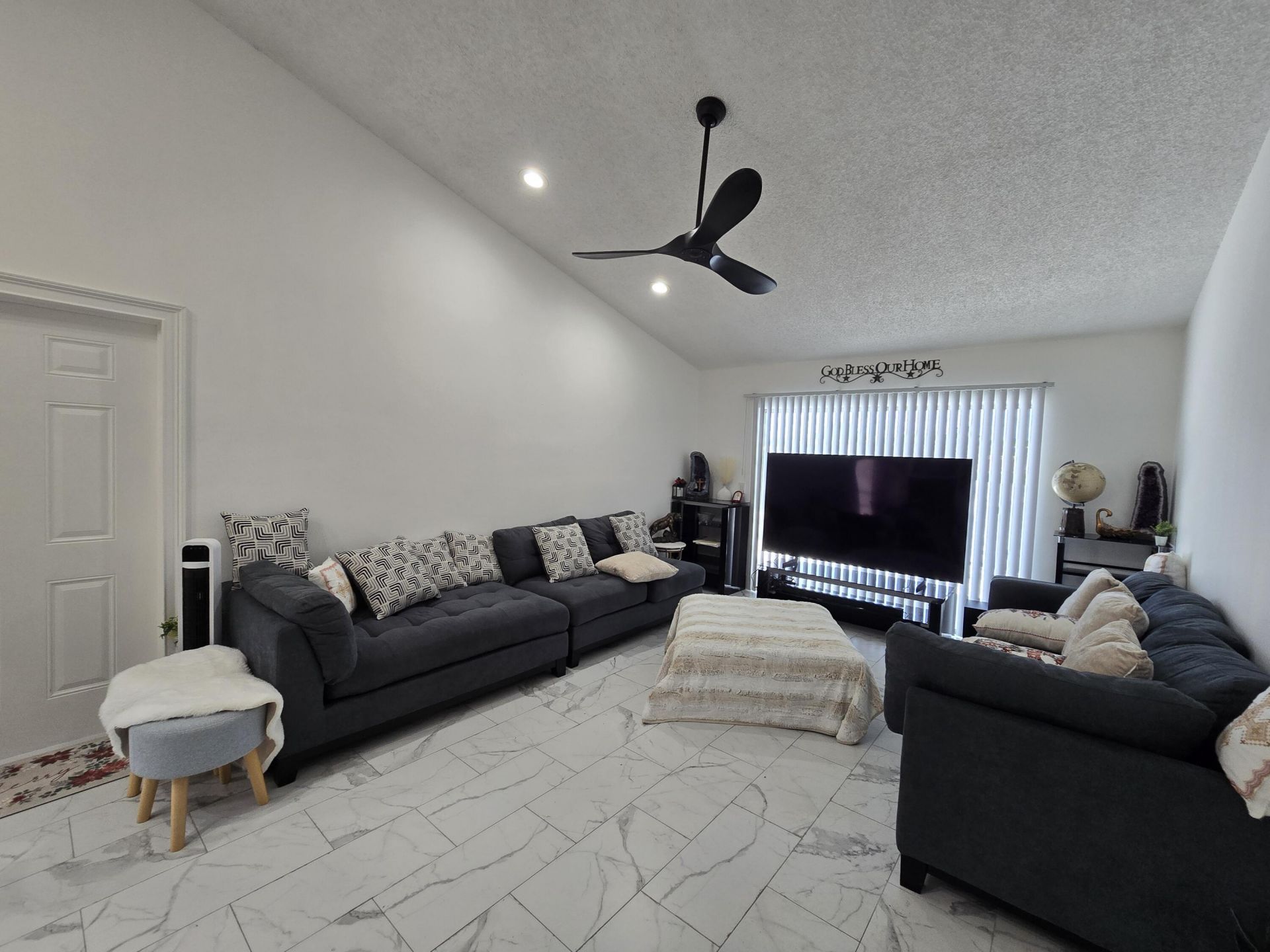 1530 Royal Forest Court, West Palm Beach, FL 33406 Photo