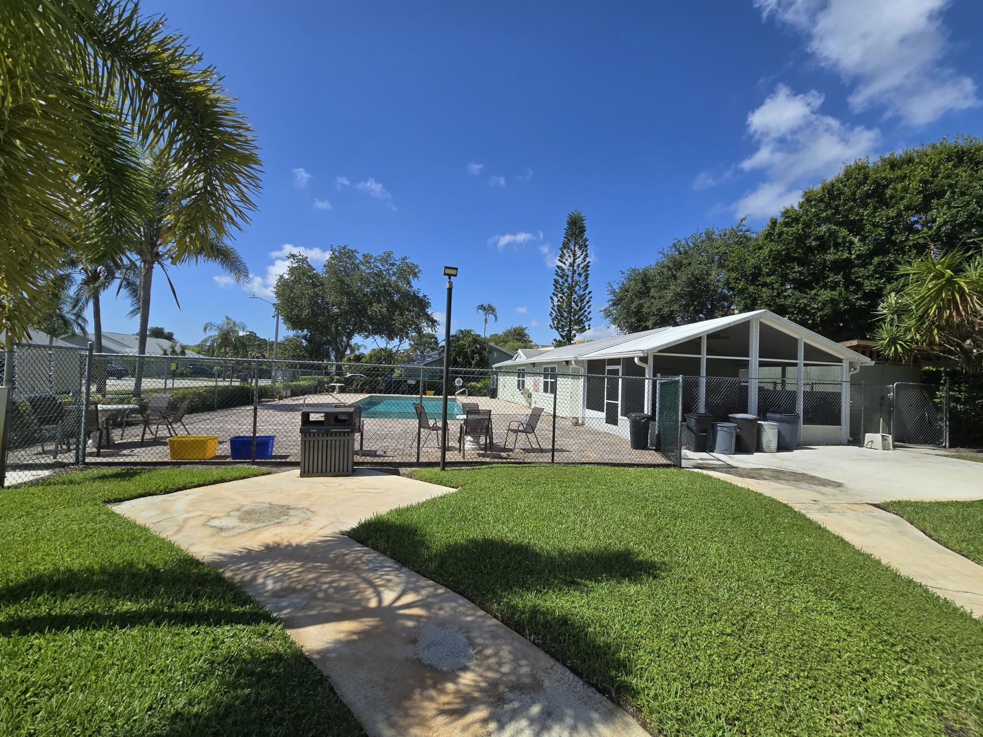 1530 Royal Forest Court, West Palm Beach, FL 33406 Photo
