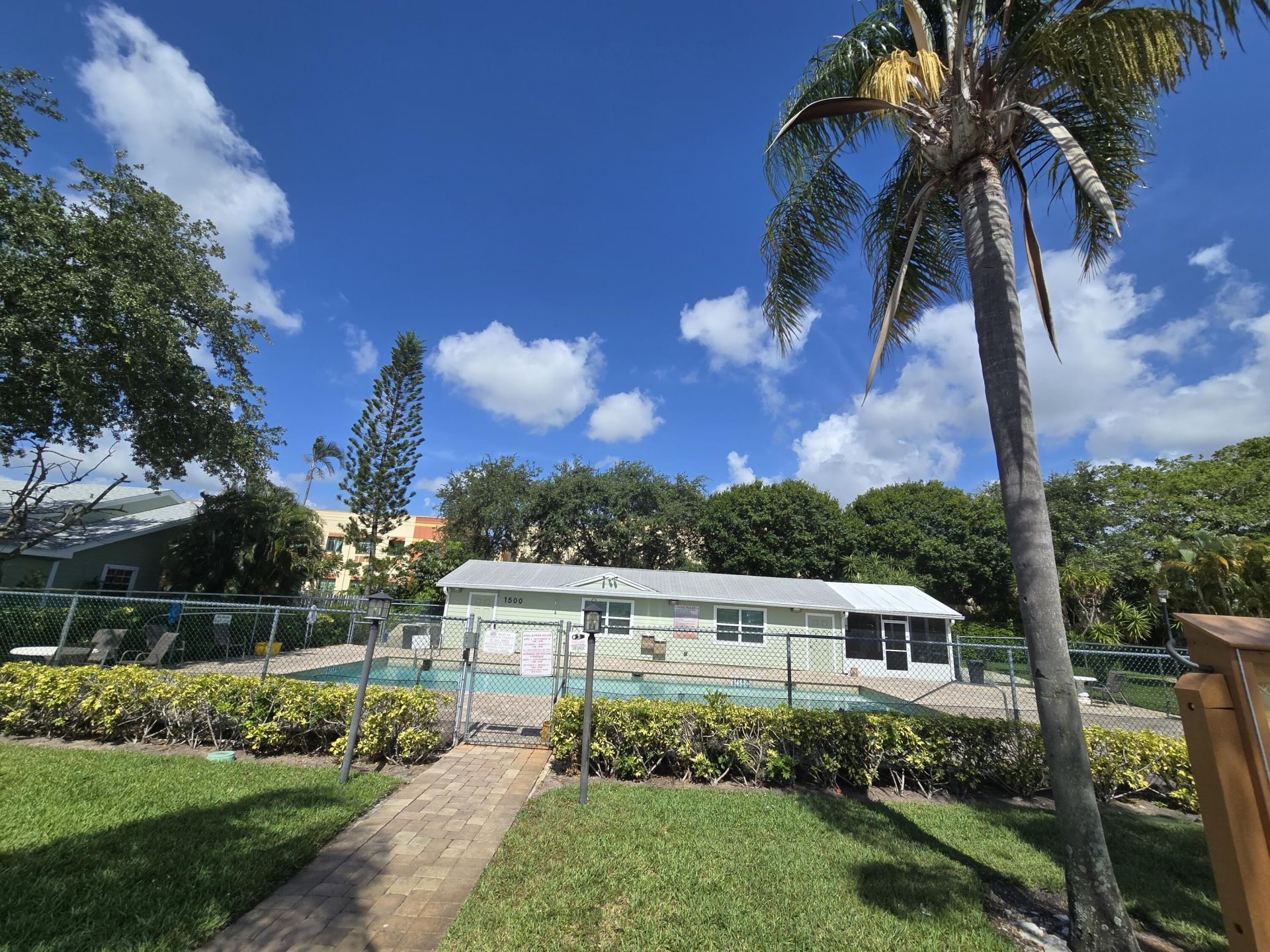 1530 Royal Forest Court, West Palm Beach, FL 33406 Photo