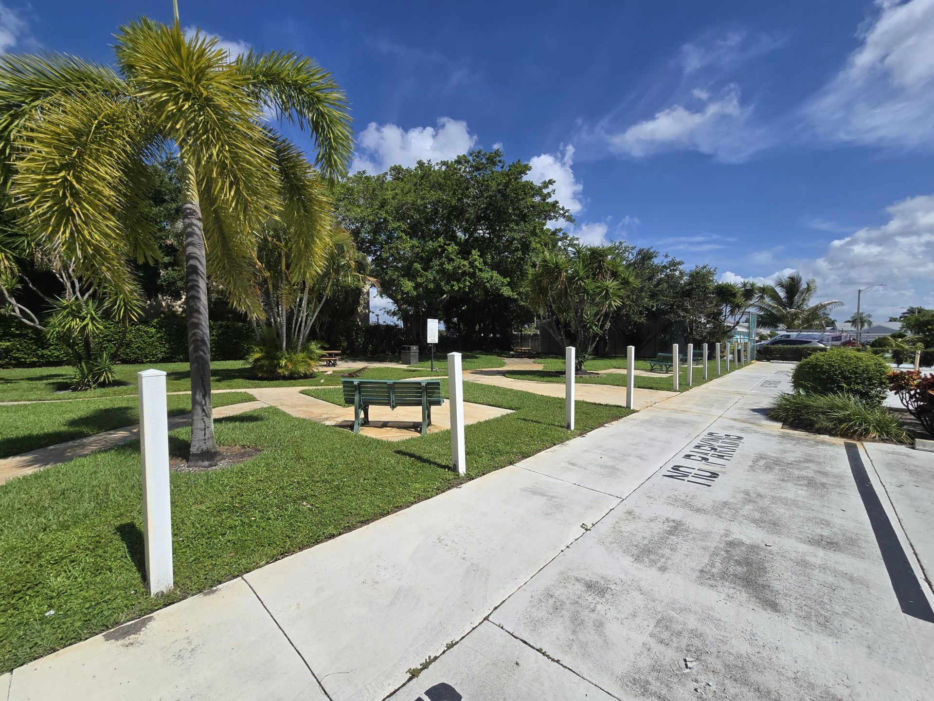 1530 Royal Forest Court, West Palm Beach, FL 33406 Photo