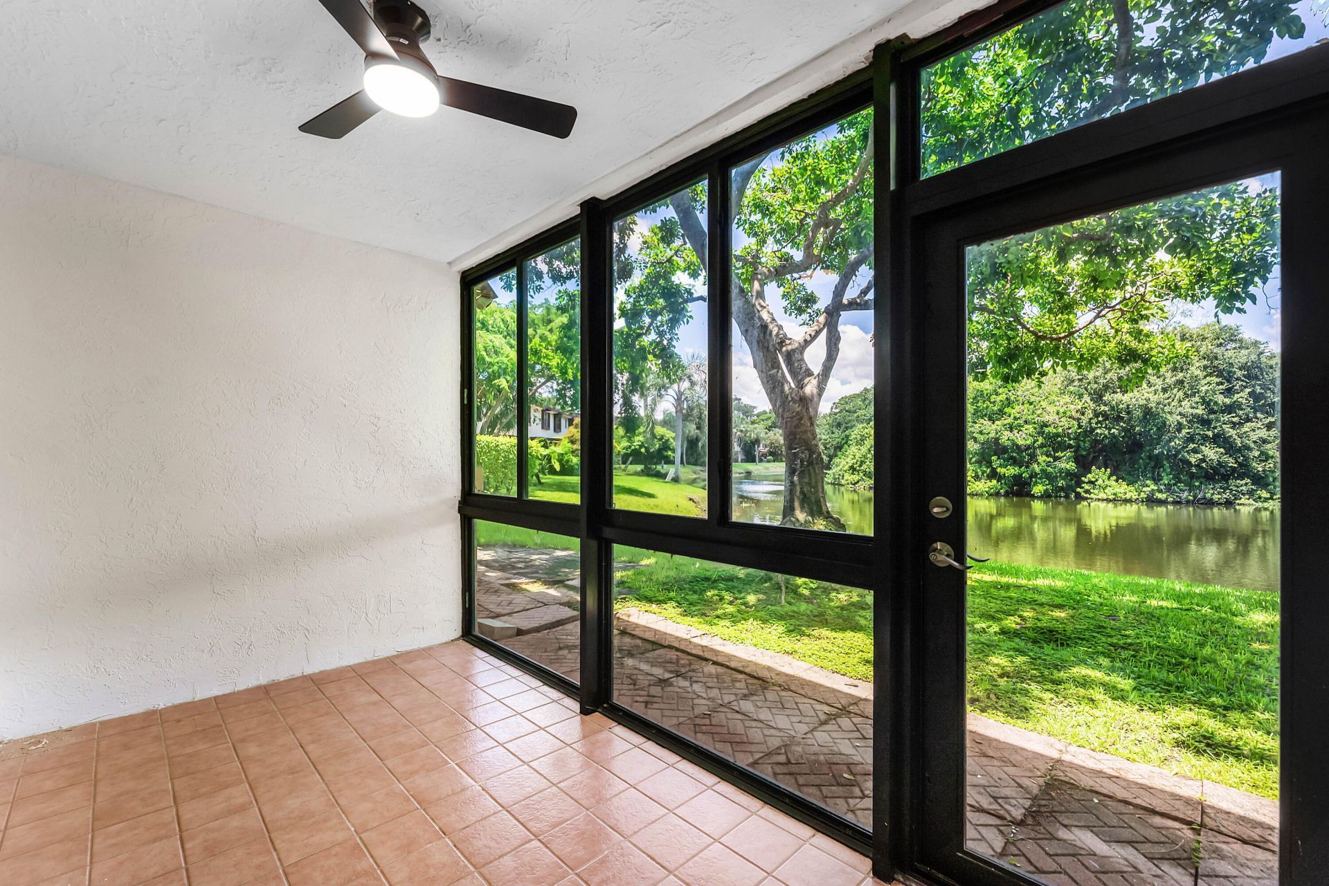 3821 Carambola Circle N, Unit 2942, Coconut Creek, FL 33066 Photo