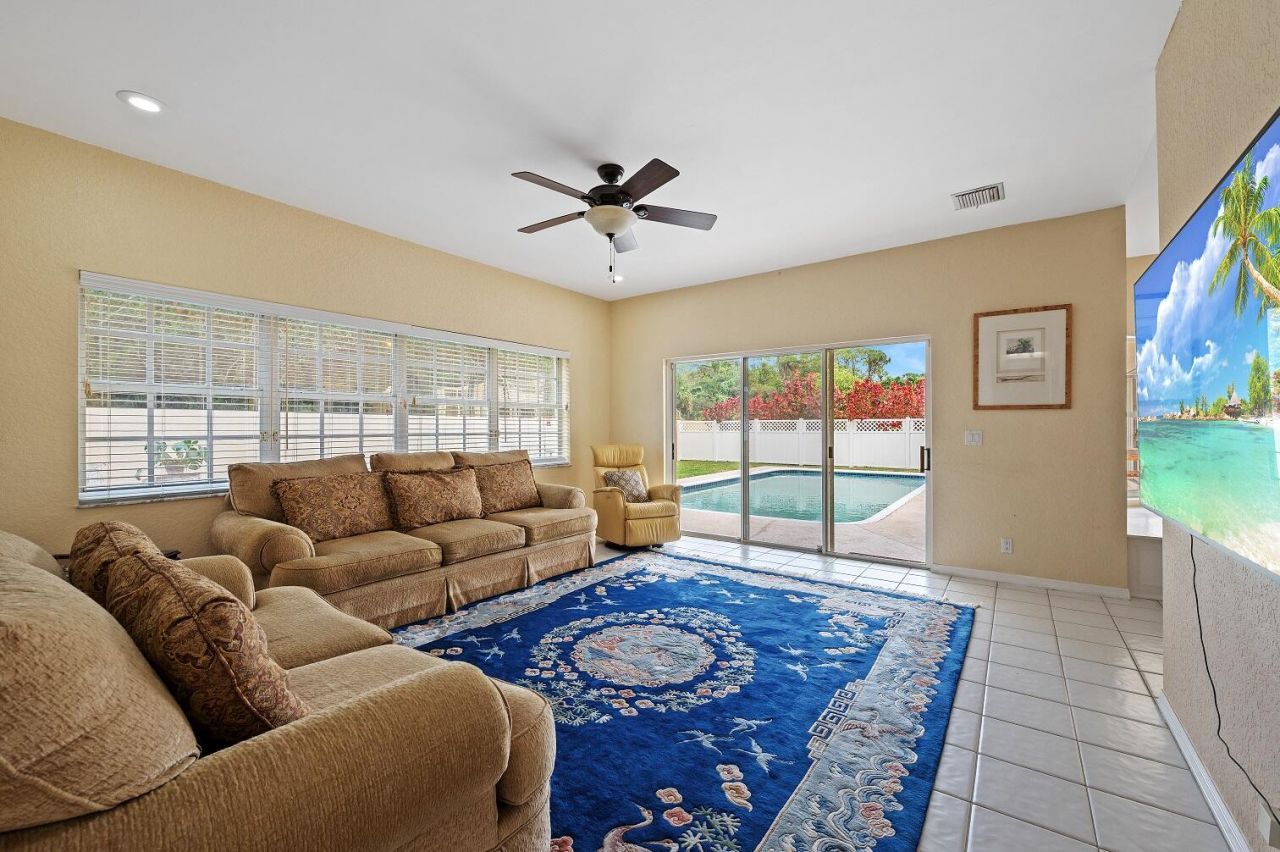 4080 NW 83rd Lane, Coral Springs, FL 33065 Photo