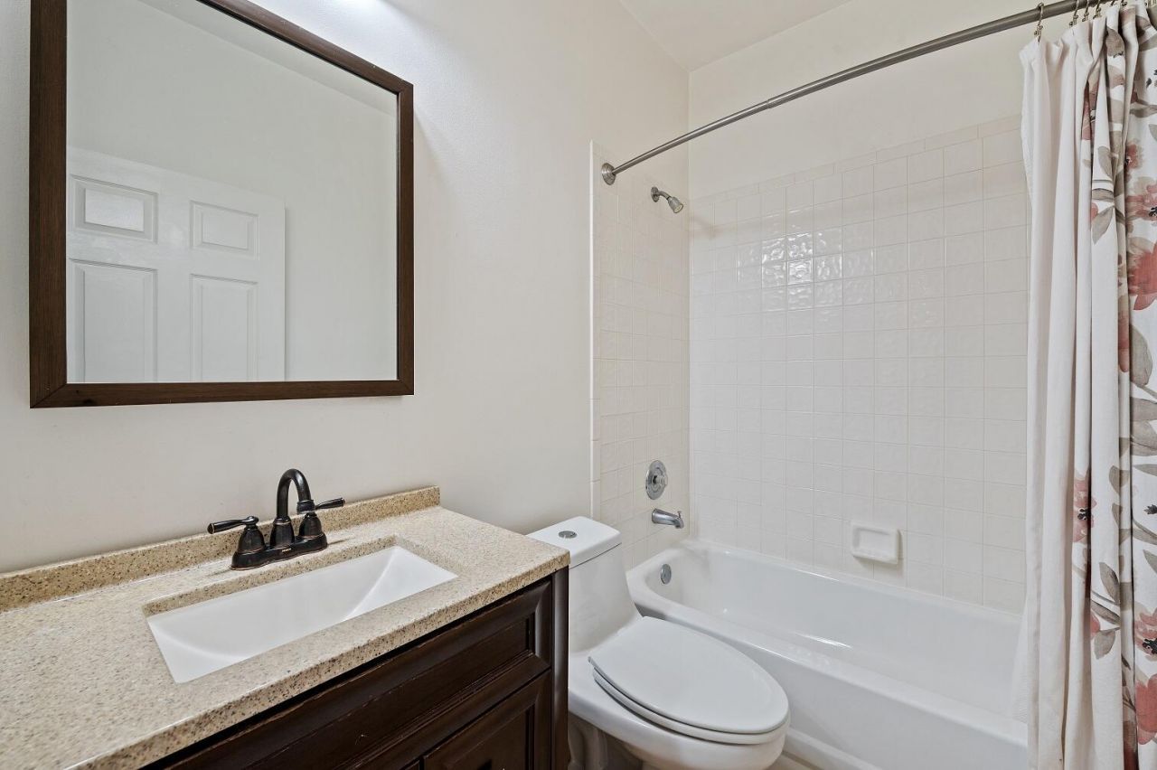 4080 NW 83rd Lane, Coral Springs, FL 33065 Photo