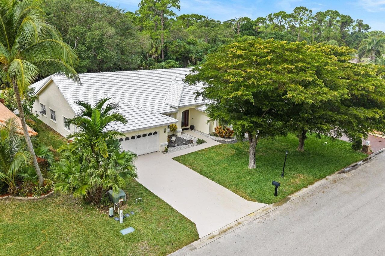 4080 NW 83rd Lane, Coral Springs, FL 33065 Photo
