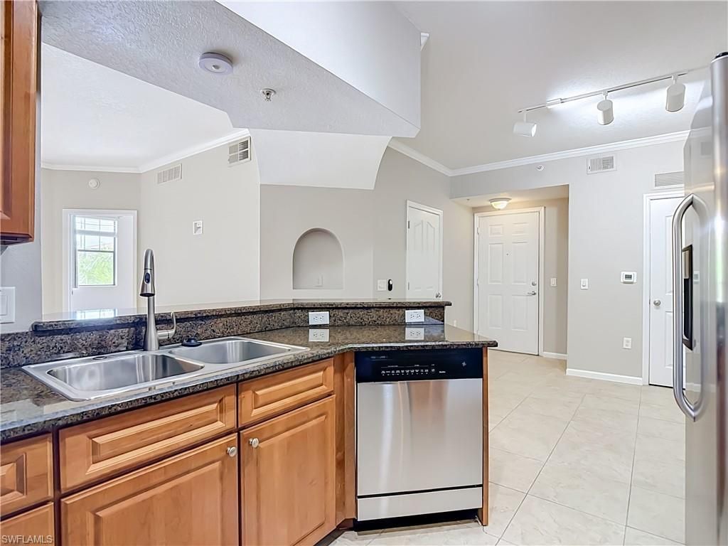 12936 Violino Ln, Unit 206, Naples, FL 34105 Photo