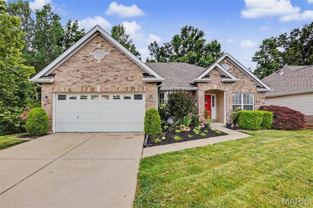 185 Roxbury Drive , O Fallon, MO 63366 Main Photo