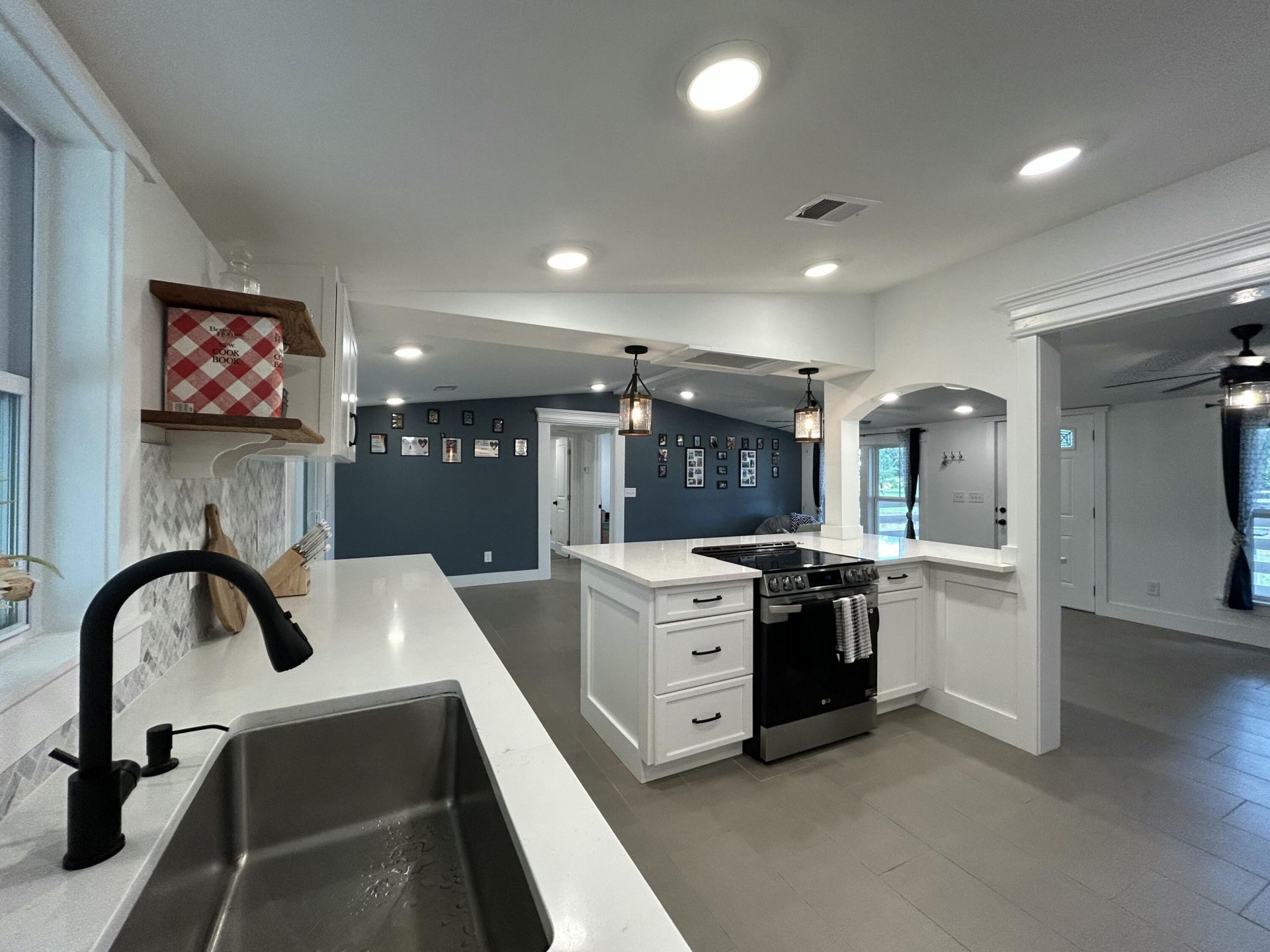1033 Dawson Street Photo 26
