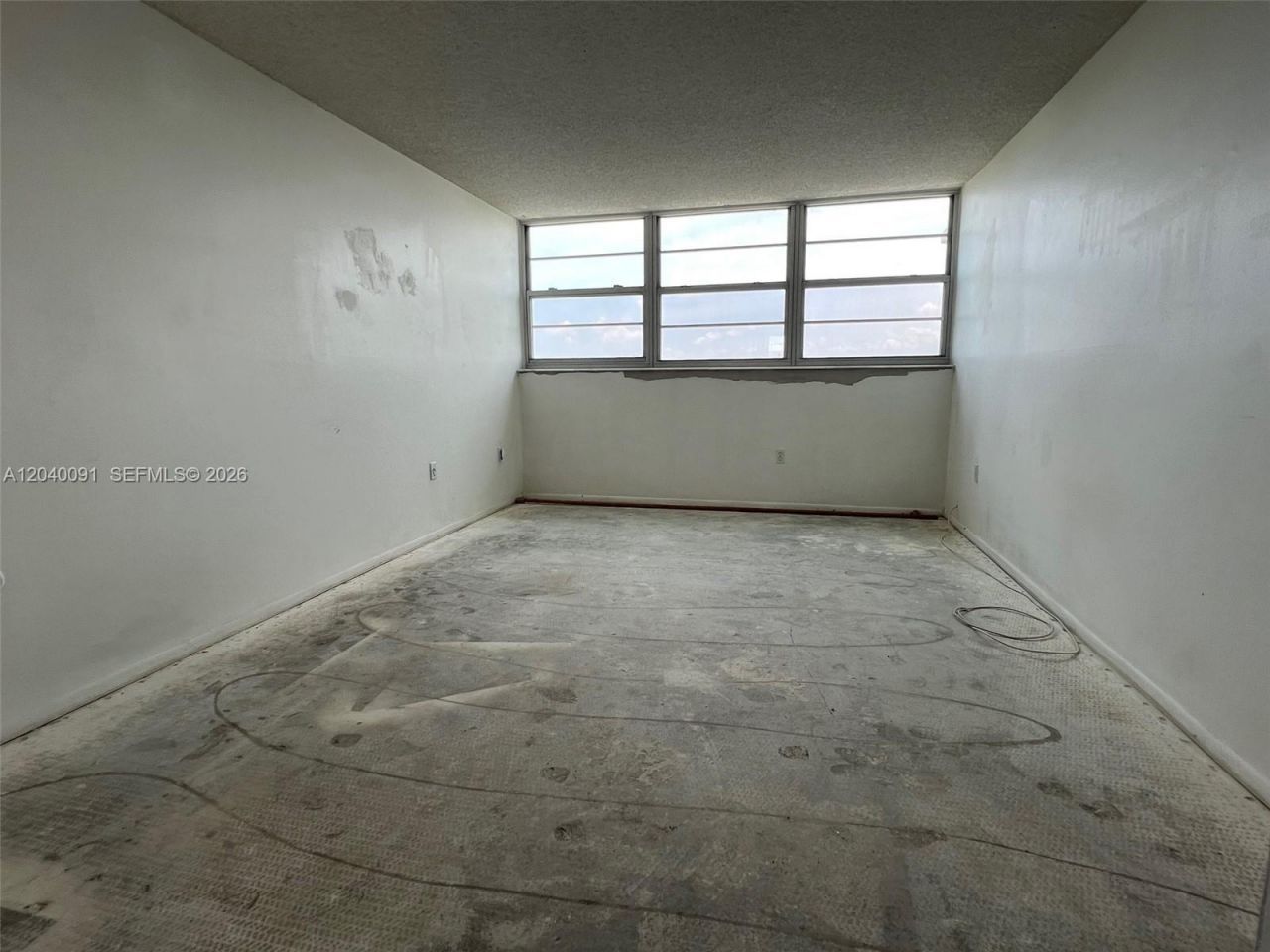 13155 Ixora Ct , Unit 703, North Miami, FL 33181 Photo