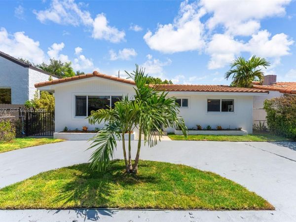 2131 SW 17th St, Unit ., Miami, FL 33145