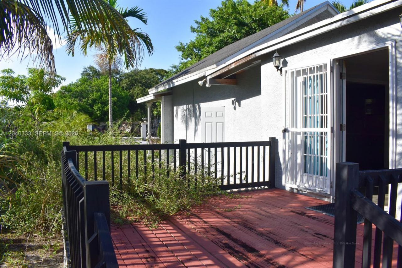 2218 Harding St , Hollywood, FL 33020 Photo