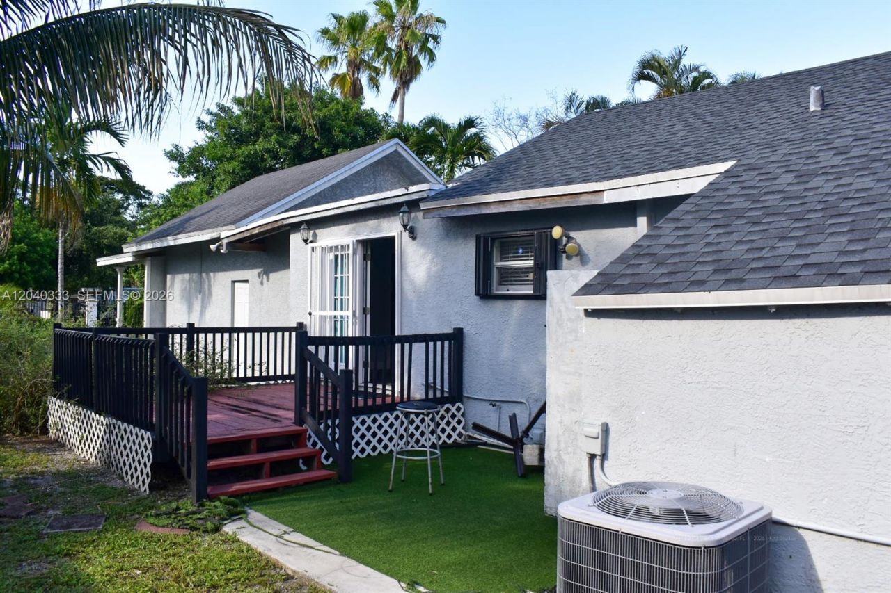 2218 Harding St , Hollywood, FL 33020 Photo