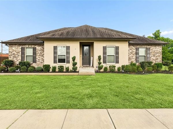 3001 VERONICA Drive , Chalmette, LA 70043