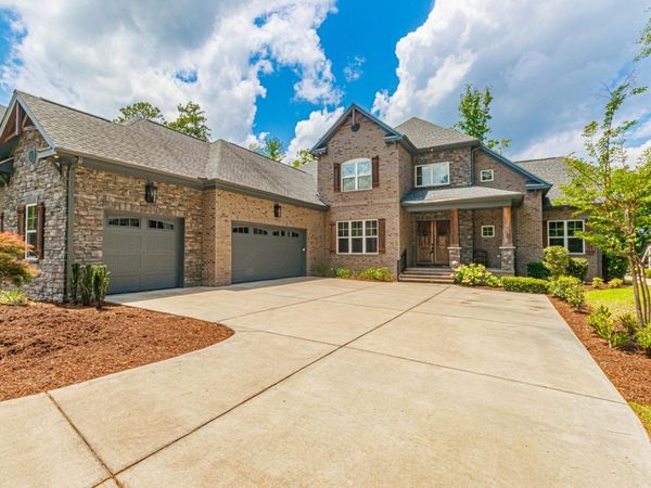 368 Chamberlin Rd., Myrtle Beach, SC 29588