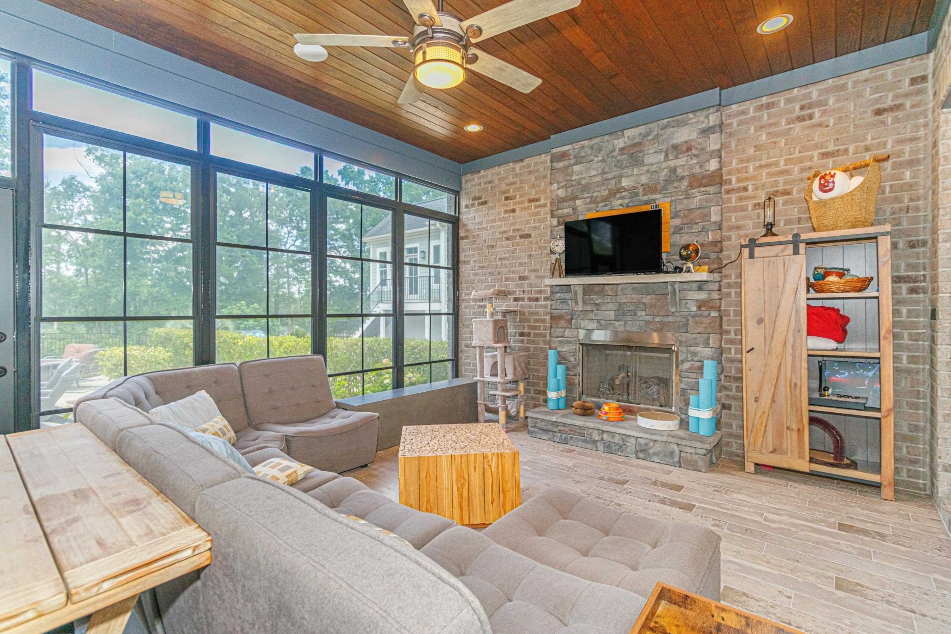368 Chamberlin Rd. Photo 10