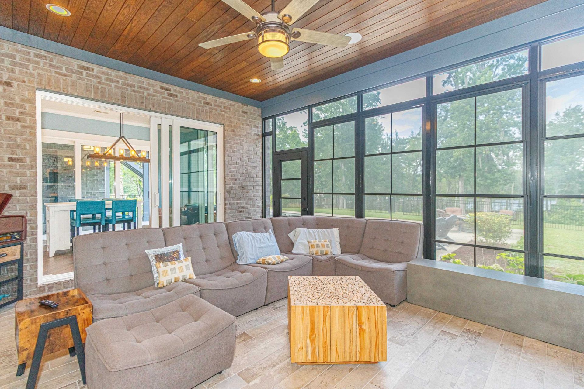 368 Chamberlin Rd. Photo 12