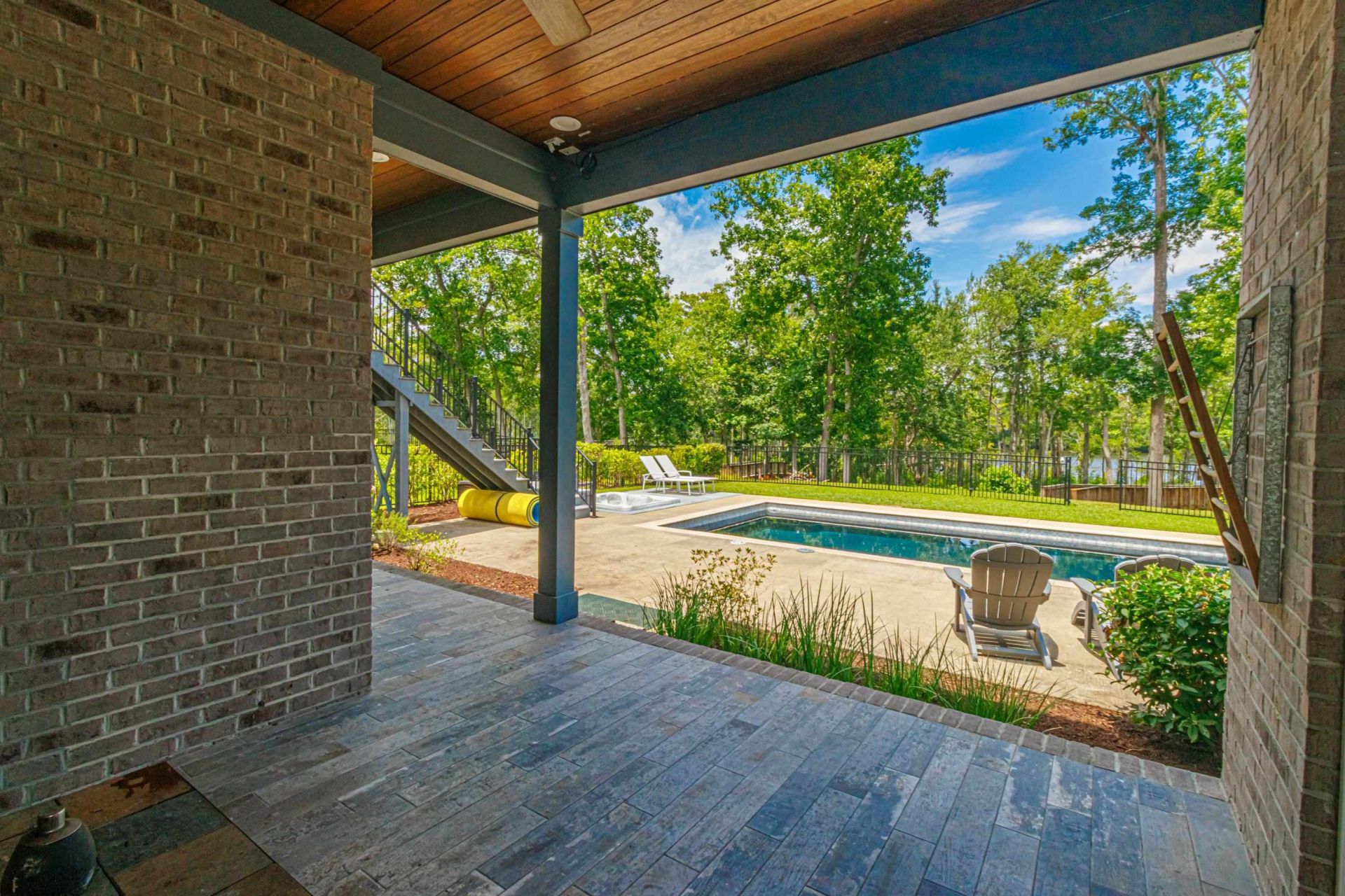 368 Chamberlin Rd. Photo 55
