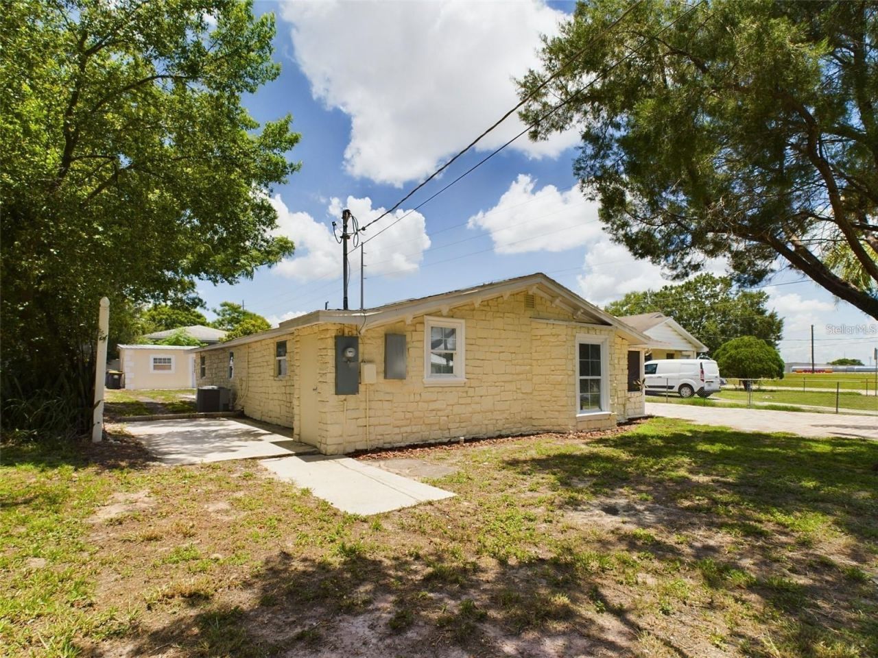 617 Lime , Auburndale, FL 33823 Photo