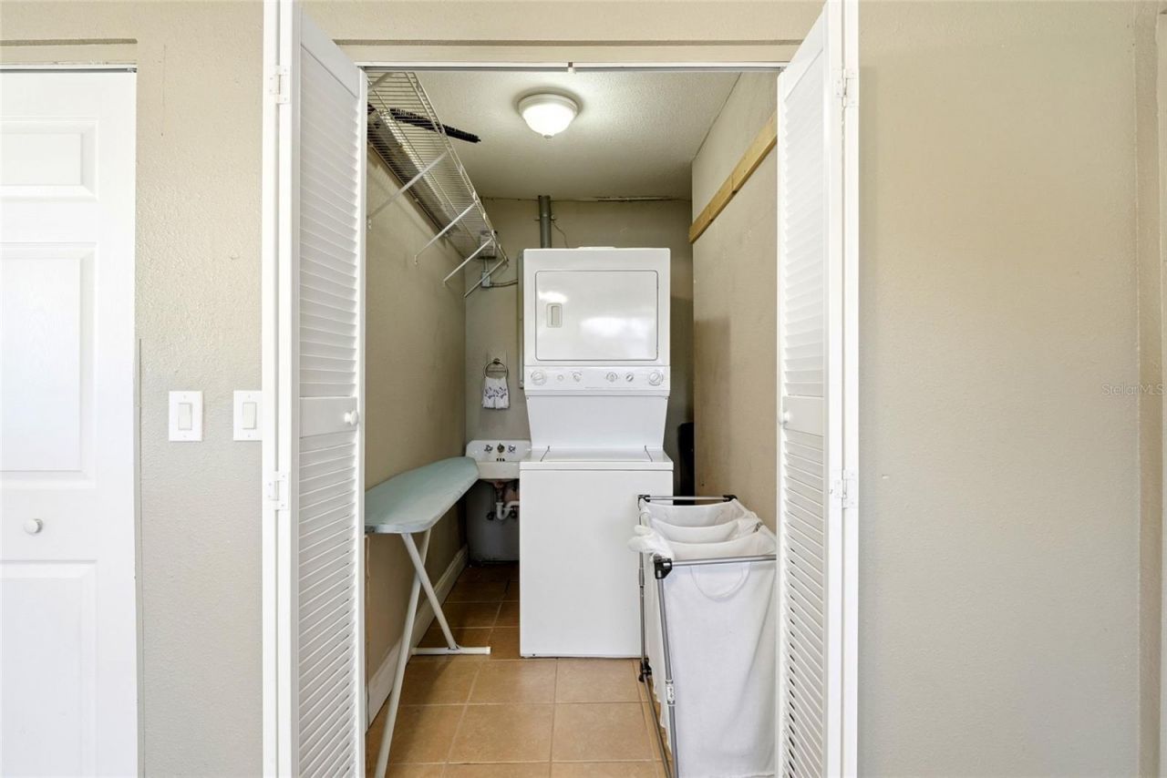 5697 33rd Avenue N, Saint Petersburg, FL 33710 Photo