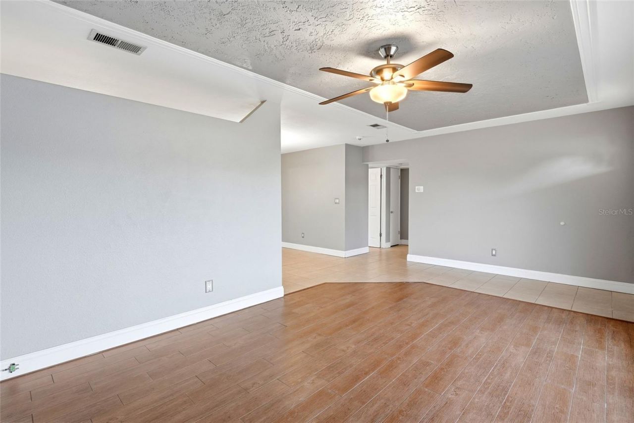 5697 33rd Avenue N, Saint Petersburg, FL 33710 Photo