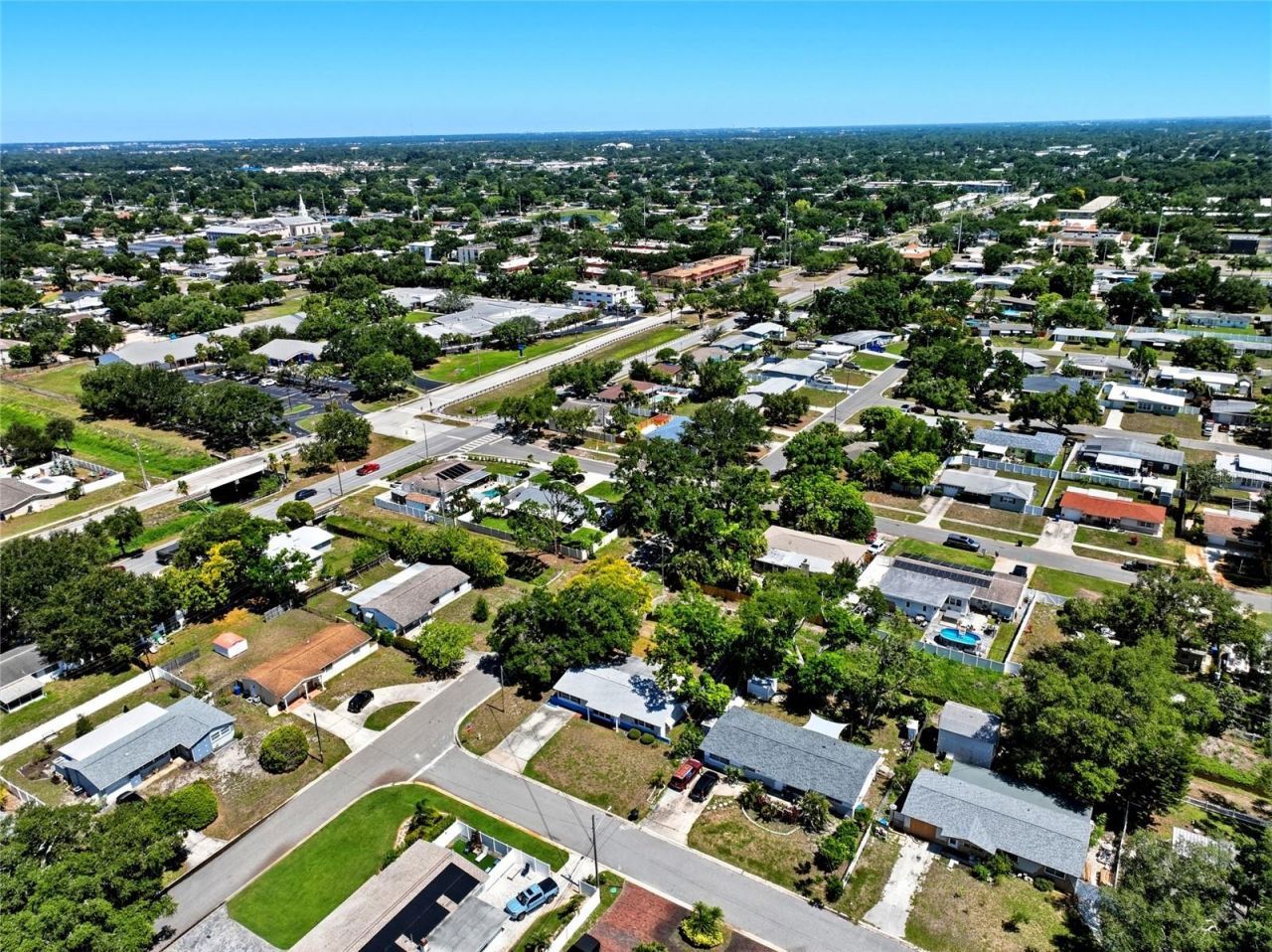 5697 33rd Avenue N, Saint Petersburg, FL 33710 Photo