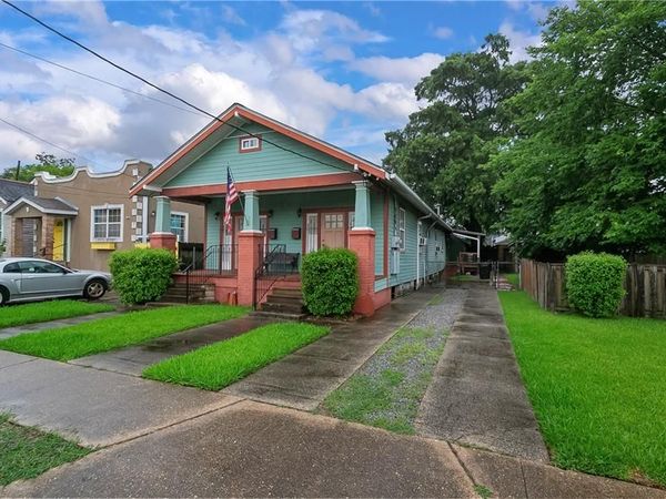 2715 ACACIA Street, New Orleans, LA 70122
