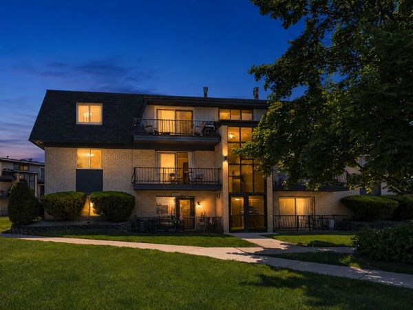 11124 S 84TH Avenue , Unit 2A, Palos Hills, IL 60465
