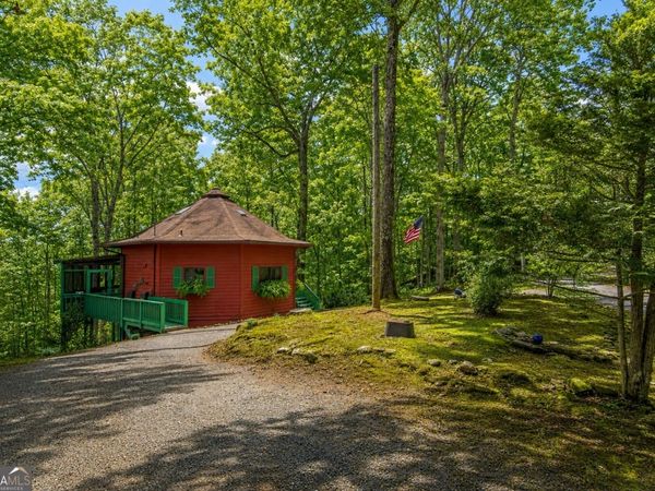 102 Mizzen Court, Ellijay, GA 30540