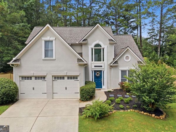 1027 Deer Hollow Drive, Woodstock, GA 30189