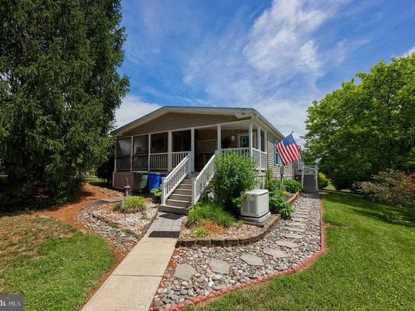 4715 HIKEY STREET, DOVER, PA 17315