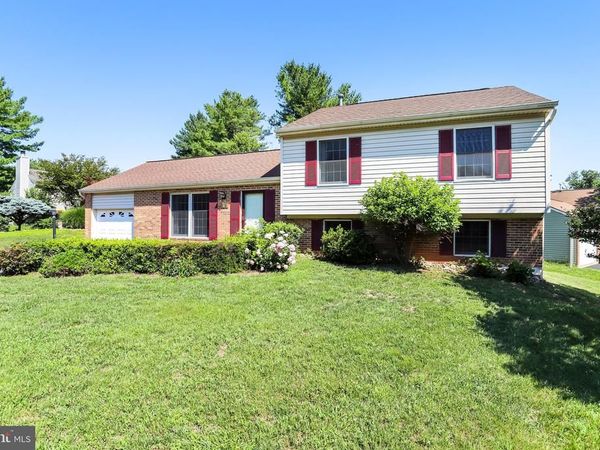 1803 E BEECH ROAD, STERLING, VA 20164