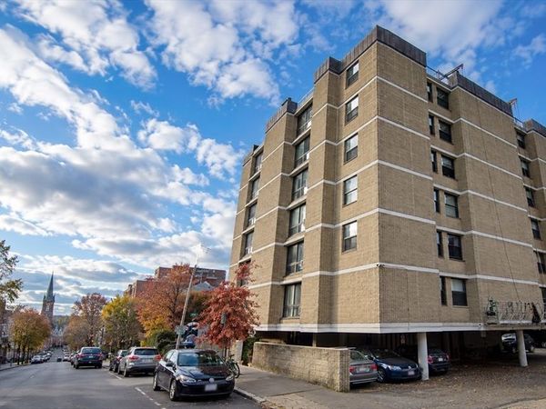 45 Trowbridge Street, Unit 4C, Cambridge, MA 02139