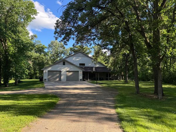 17137 Walk About Lane , Royalton, MN 56373
