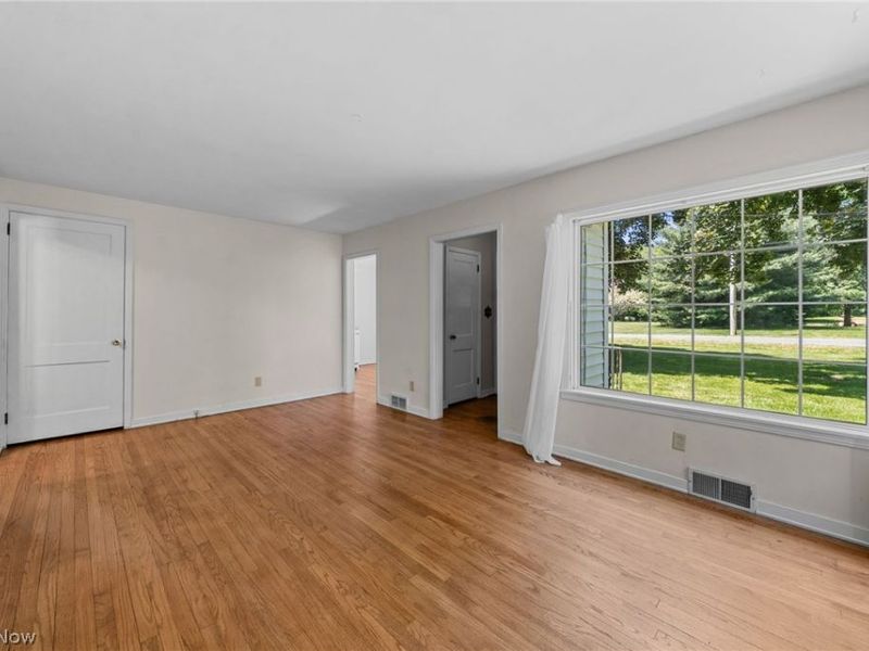 1489 Earhart Avenue, Akron, OH 44320 Photo 6