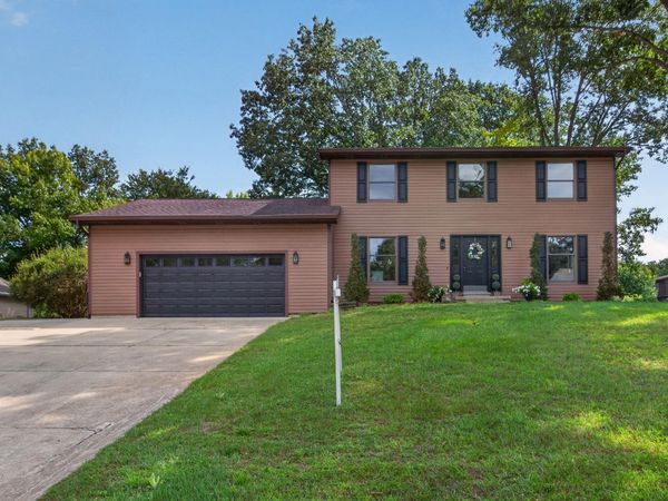5129 N Bardstone Street, Jackson, MI 49201