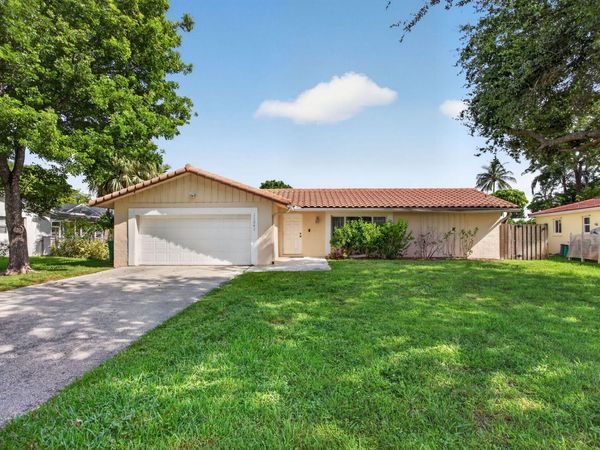 11241 NW 42nd Street, Coral Springs, FL 33065