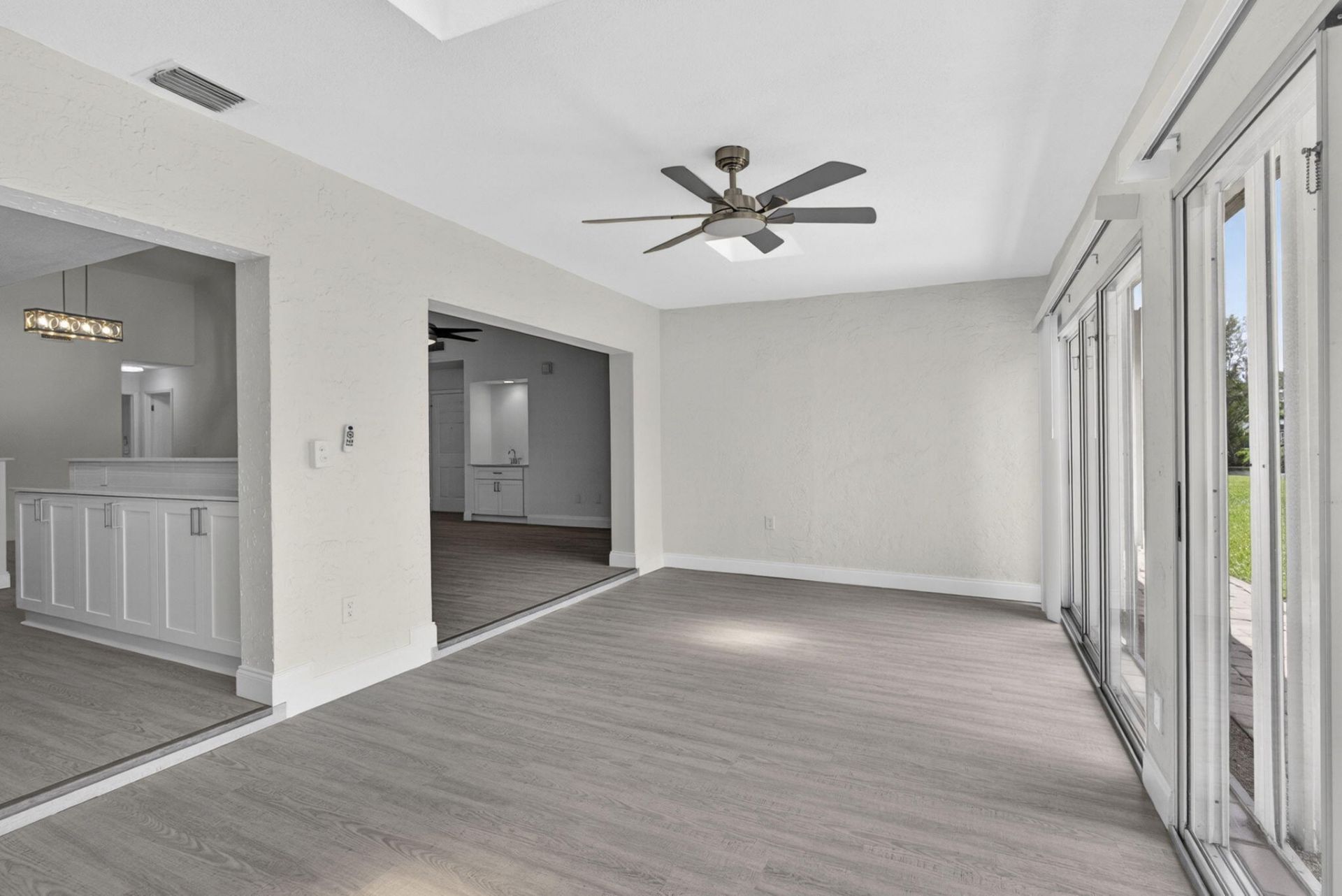 148 Village Walk Drive, Unit 24, Royal Palm Beach, FL 33411 Photo