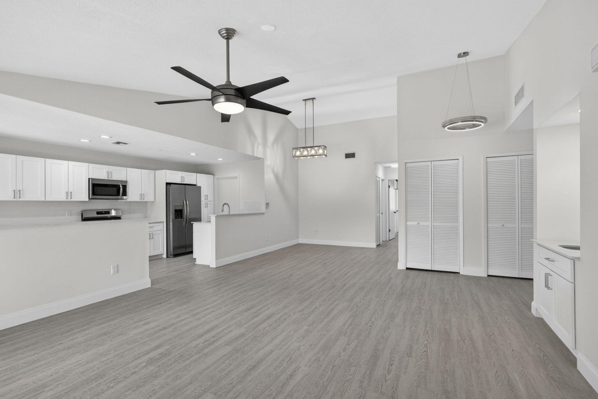 148 Village Walk Drive, Unit 24, Royal Palm Beach, FL 33411 Photo