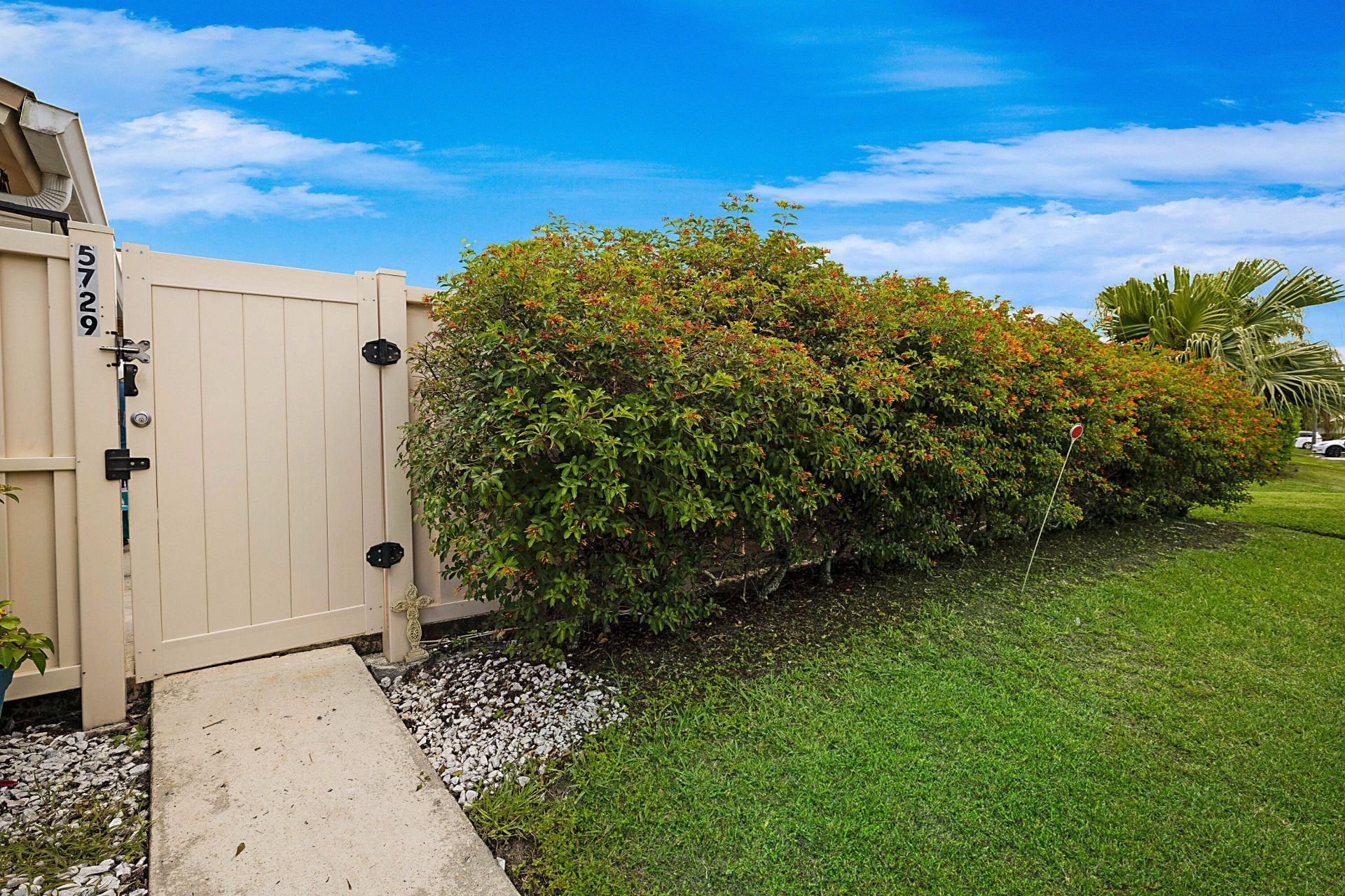 5729 Golden Eagle Circle, Palm Beach Gardens, FL 33418 Photo