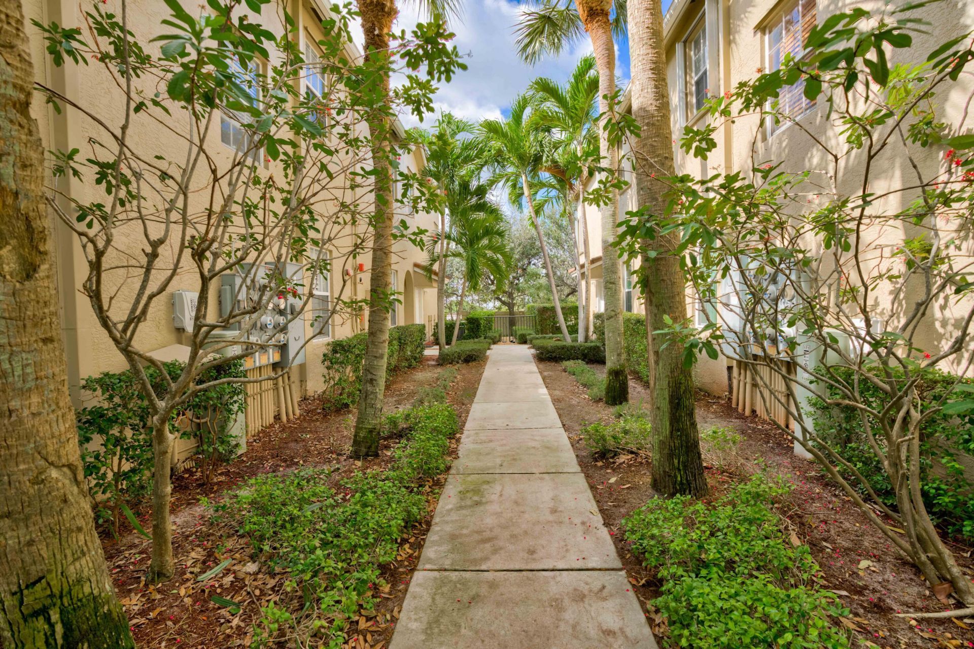 115 Lighthouse Circle, Unit B, Tequesta, FL 33469 Photo