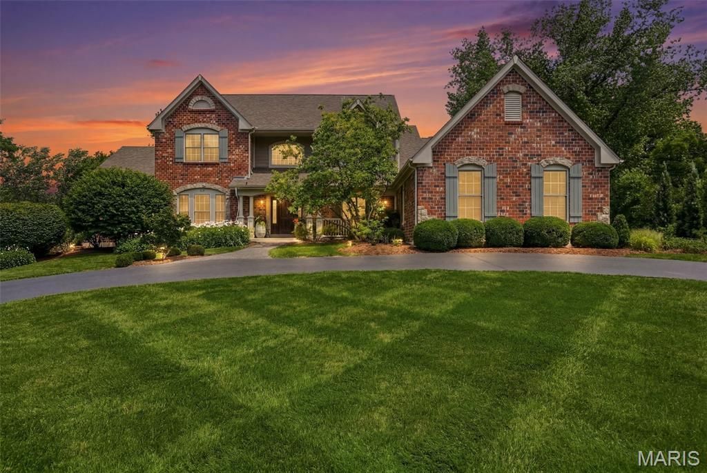 121 Ballas Court , Town and Country, MO 63131 Main Photo